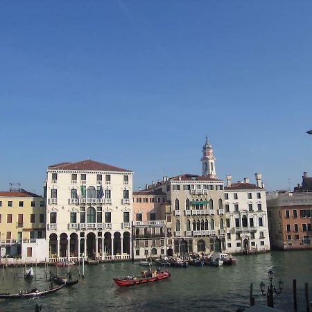 Loft Overlooking The Grand Canal เวนิส ภายนอก รูปภาพ