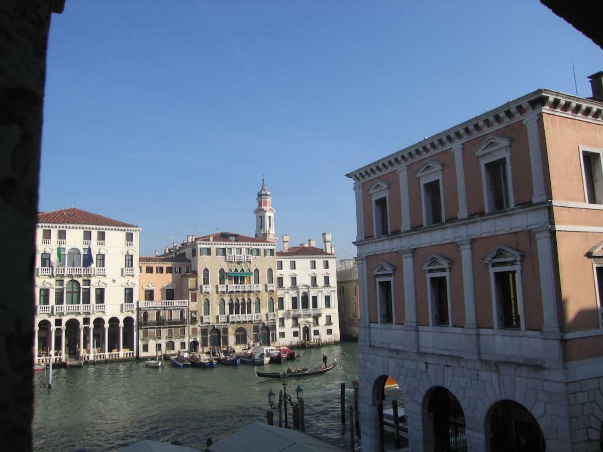 Loft Overlooking The Grand Canal เวนิส ภายนอก รูปภาพ